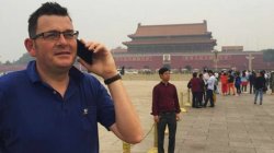 Dan Andrews phone call in Beijing Meme Template