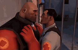 TF2 heavy and medic kissing Meme Template