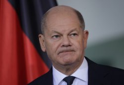 Olaf Scholz Meme Template