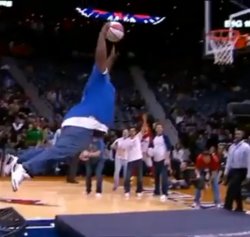 Big guy dunk Meme Template