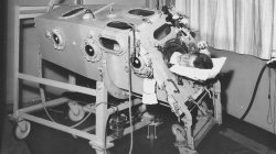 Iron Lung Meme Template