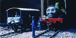 Toad smiling at Oliver in a shed Meme Template
