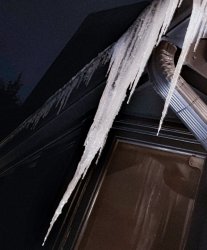 Icicles. Meme Template