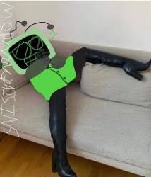 cursed vee Meme Template
