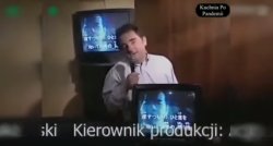 Makłowicz singing Sayonara Meme Template