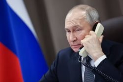 Putin calling Meme Template