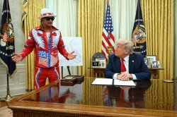 Trump's Whitehouse Meme Template