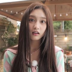 Shocked Leeseo Meme Template