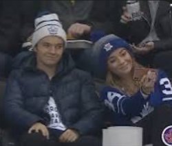 Happy leaf fan Meme Template
