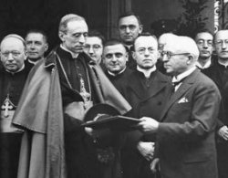Pope Pius xII Meme Template