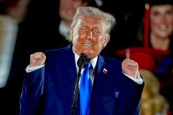 Tiny hands Meme Template