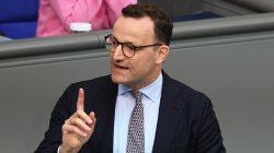 Jens Spahn IS Finger Meme Template