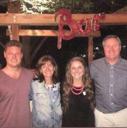 We ❤️ Trump Meme Template