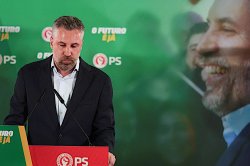 Pedro Nuno Santos Triste Feliz Meme Template