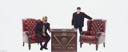 CHONKLER shows Neo the dream world/reality. Meme Template