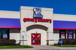 20+ Chuck E Cheeses Fotografías de stock, fotos e imágenes libre Meme Template