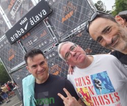 Los hermanos Dalton se reúnen en Gasteiz Meme Template