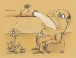 Fat man drinking from thirsty man Meme Template
