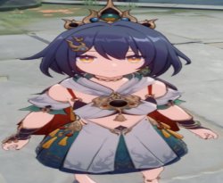 Spray Yunli Meme Template