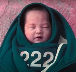 222 baby Meme Template