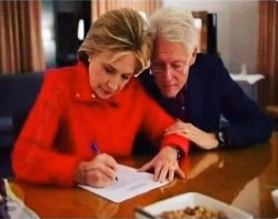 Hillary writes suicide letter Meme Template