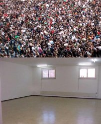 crowded emtpy Meme Template