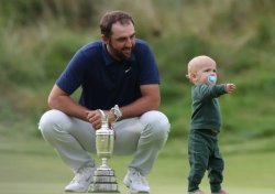 Scottie Scheffler Son Baby Pointing Meme Template