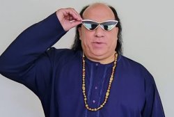 Chaht fateh ali khan Meme Template