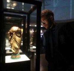 neymar looking at worldcup trophy Meme Template