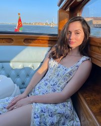 Ana de armas Meme Template