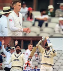 Harry Brook - Jadeja Meme Template