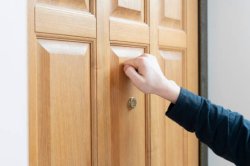 Knock on door Meme Template