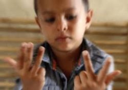 Counting Fingerd Meme Template