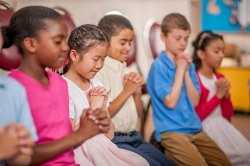 children praying Jesus God Meme Template