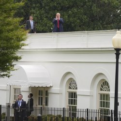 Roof Trump Meme Template