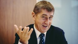 Babiš Meme Template