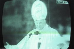 papa tv jp2 Meme Template