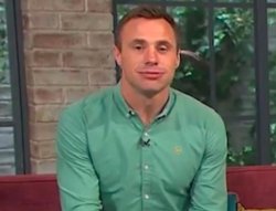 Tommy Bowe Ten Siblings Meme Template