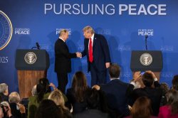 trump and putin shake hands Meme Template