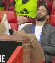 Amorim chill Meme Template