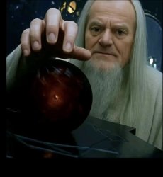 Tusk manipulujący Meme Template