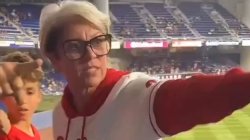 Phillies Karen Meme Template