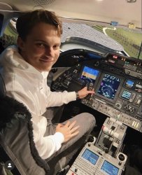 Piastri plane Meme Template
