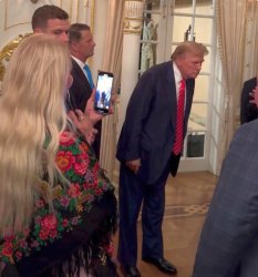 Trump crazy displaying symptoms of frontotemporal dementia Meme Template