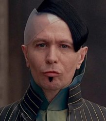 Kiss me Meme Template