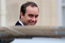 Lecornu Meme Template