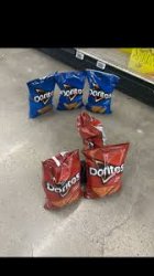 Blue Doritos va Red Doritos Meme Template