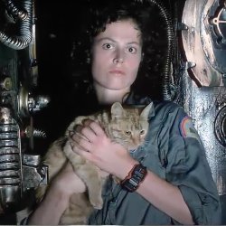 Ripley w Jonesy Meme Template