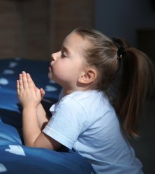 Little Girl Praying Prayer Christian Jesus God Meme Template