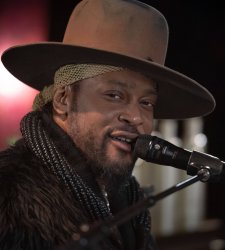 Funny hat Meme Template